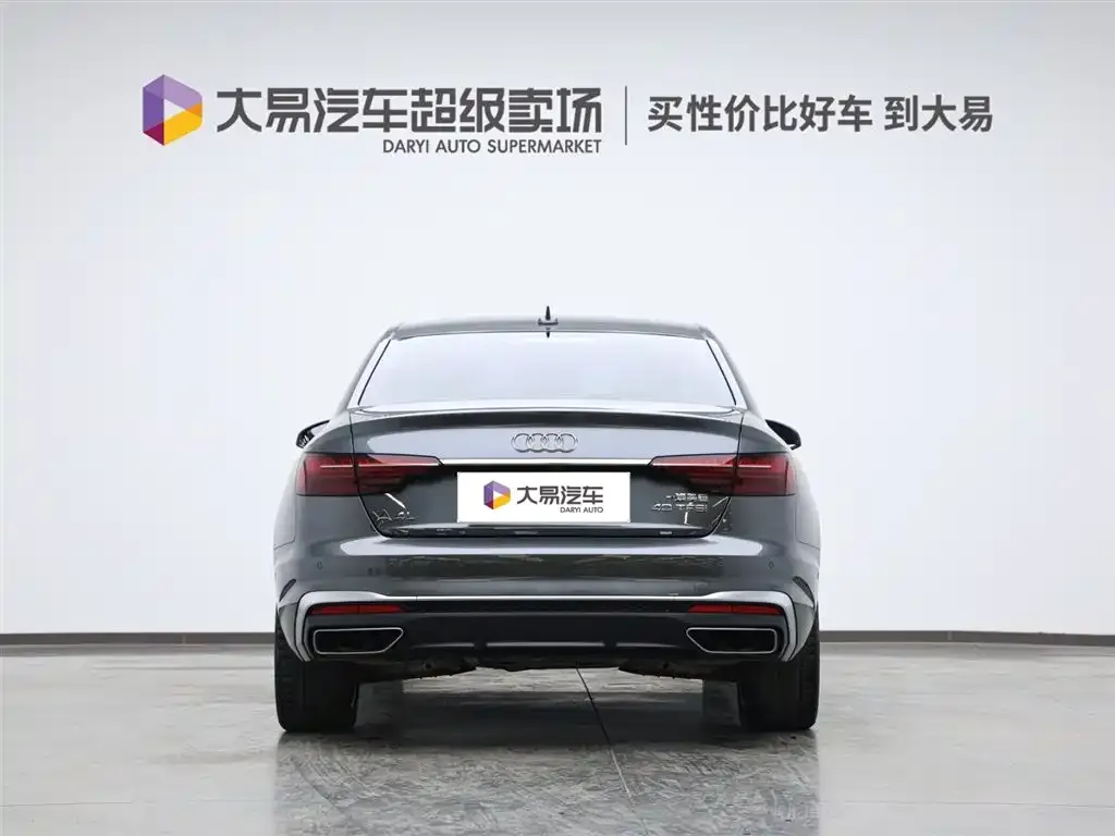 Audi A4L 2022 из CN, фото 4