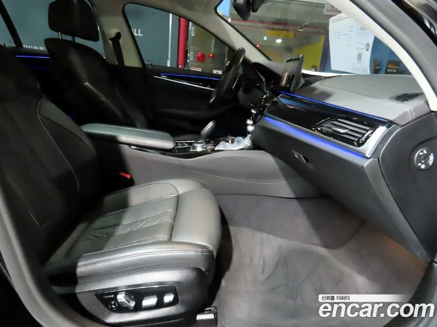 BMW 5-Series 2021 из KR, фото 8