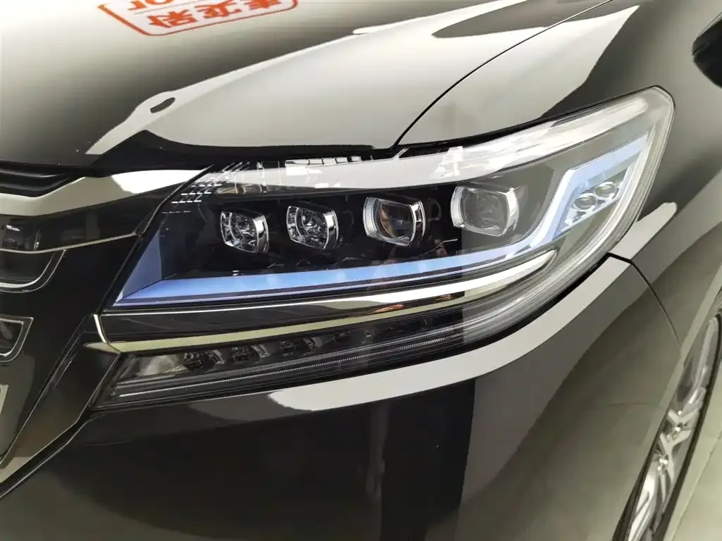 Honda Elysion 2021 из CN, фото 7