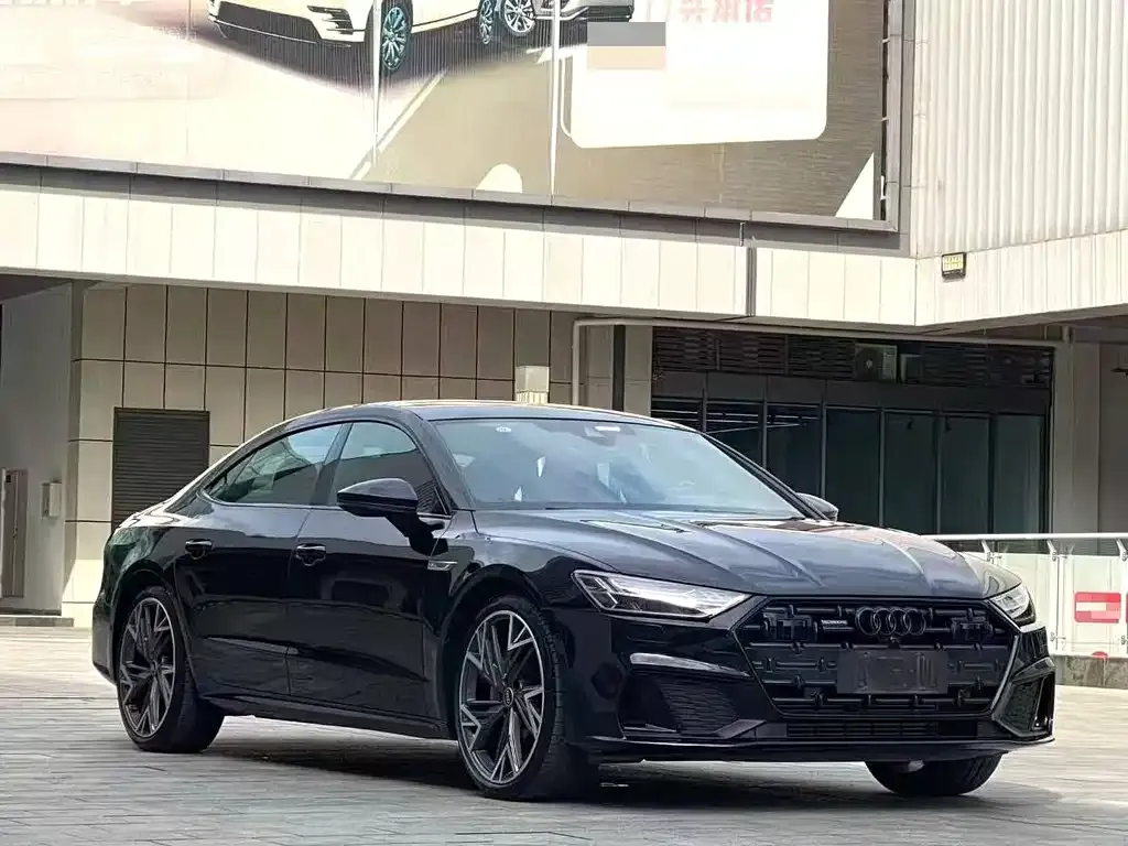 Audi A7L 2023 из CN, фото 3
