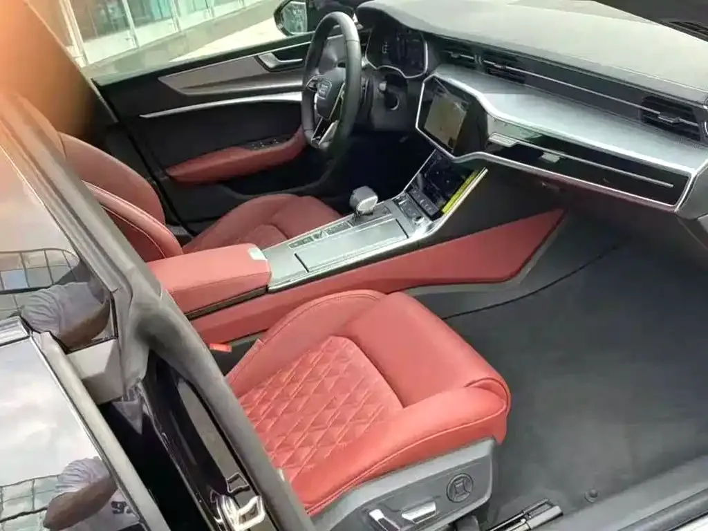 Audi A7L 2023 из CN, фото 8