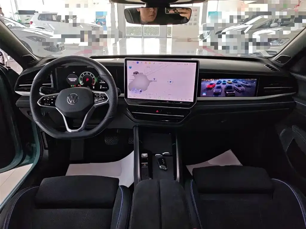 Volkswagen Passat 2024 из CN, фото 10