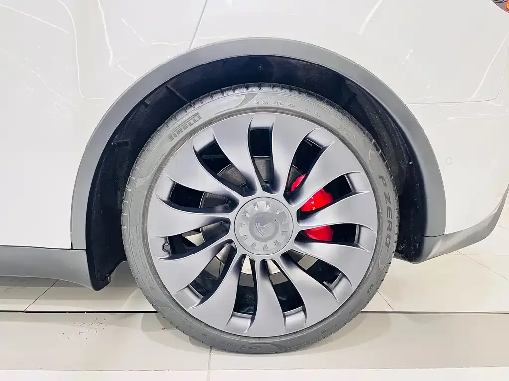 Tesla Model Y 2023 из CN, фото 5