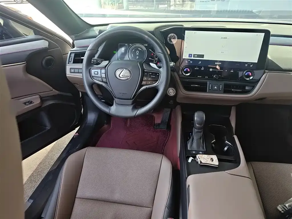 Lexus ES 2025 из CN, фото 3