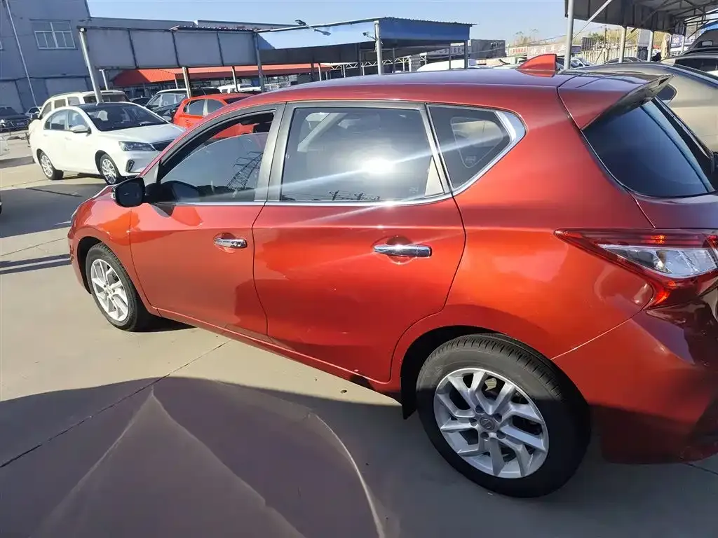 Nissan Tiida 2022 из CN, фото 5