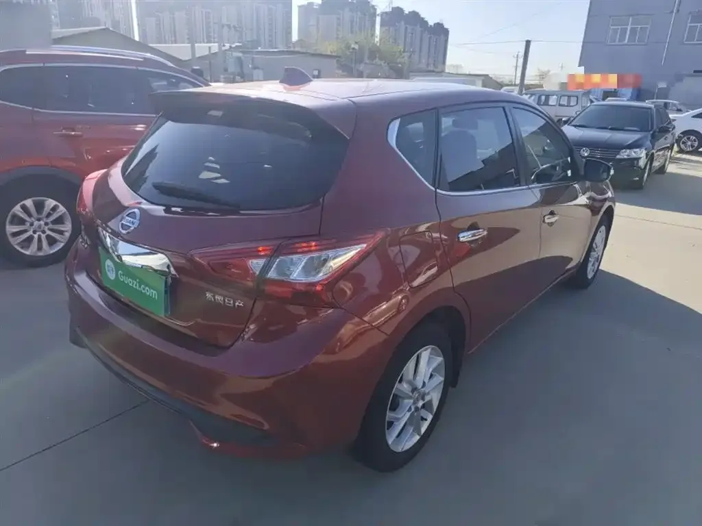 Nissan Tiida 2022 из CN, фото 7