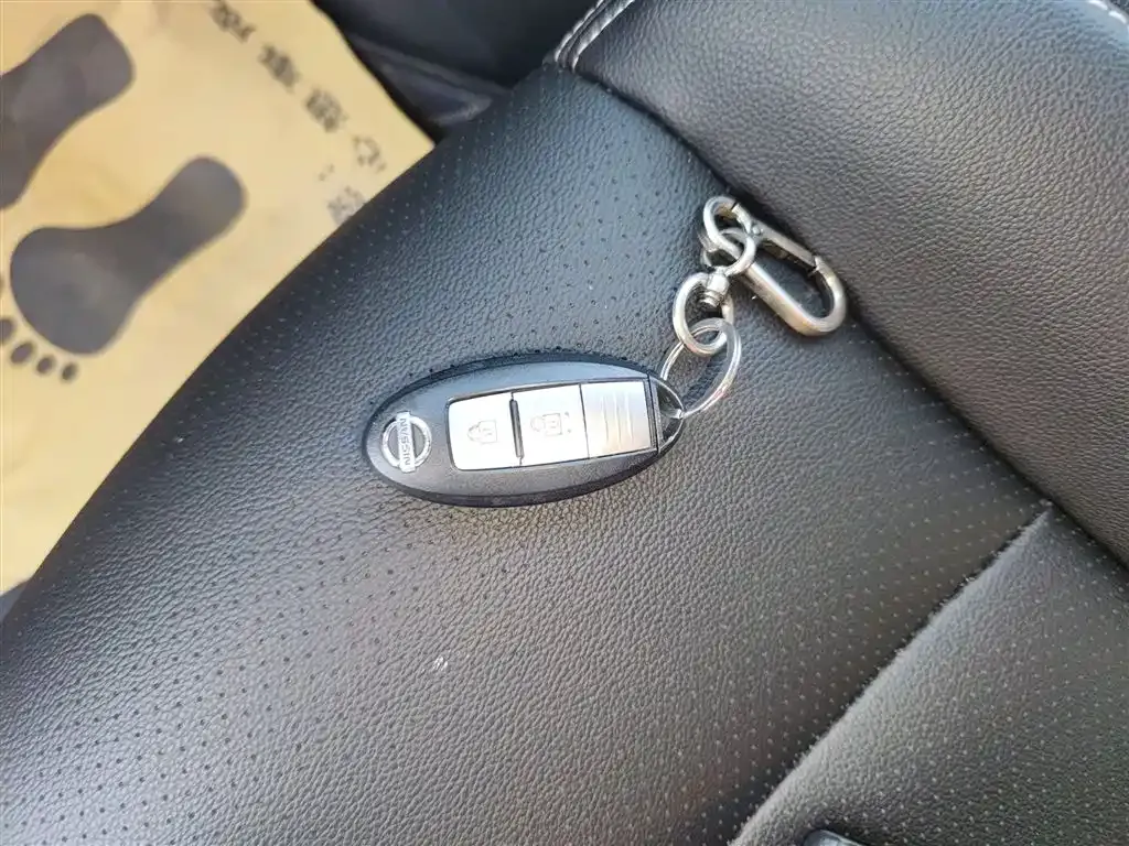 Nissan Tiida 2022 из CN, фото 9