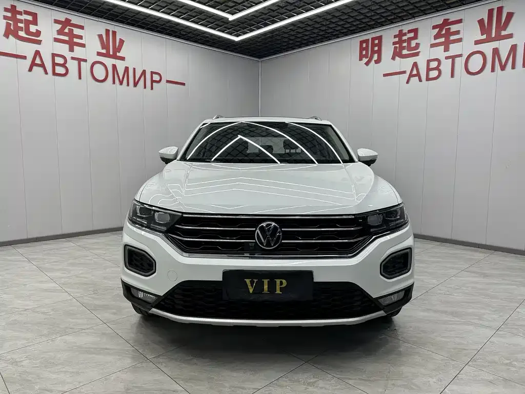 Volkswagen T-Roc — фото 3