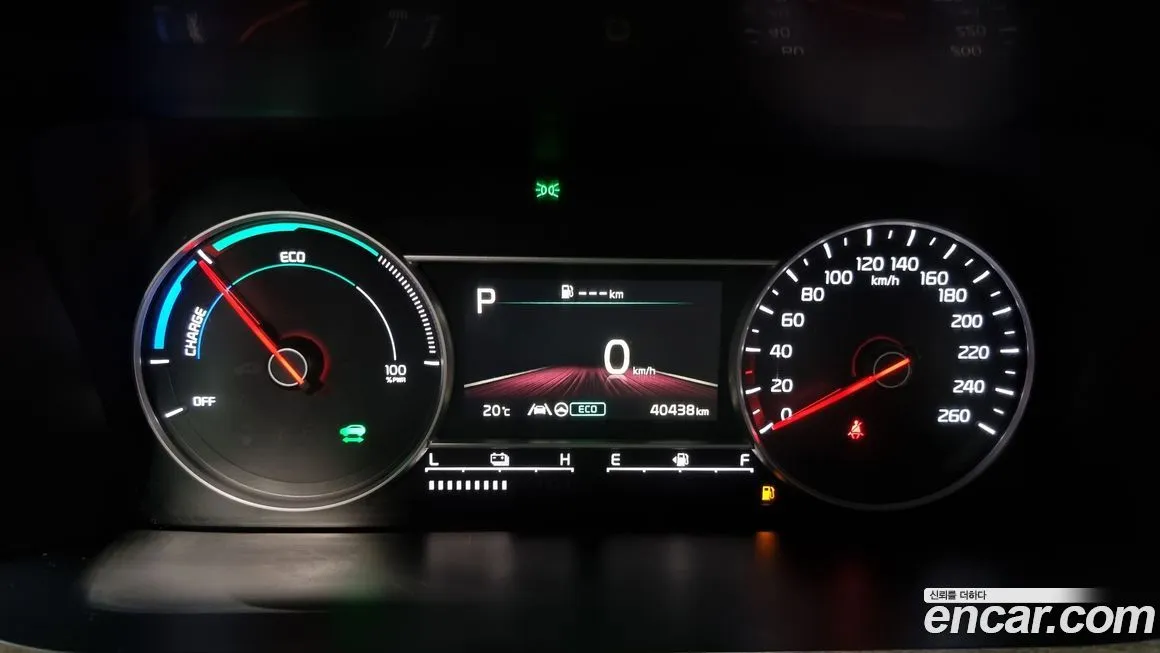 Kia Sorento — фото 8