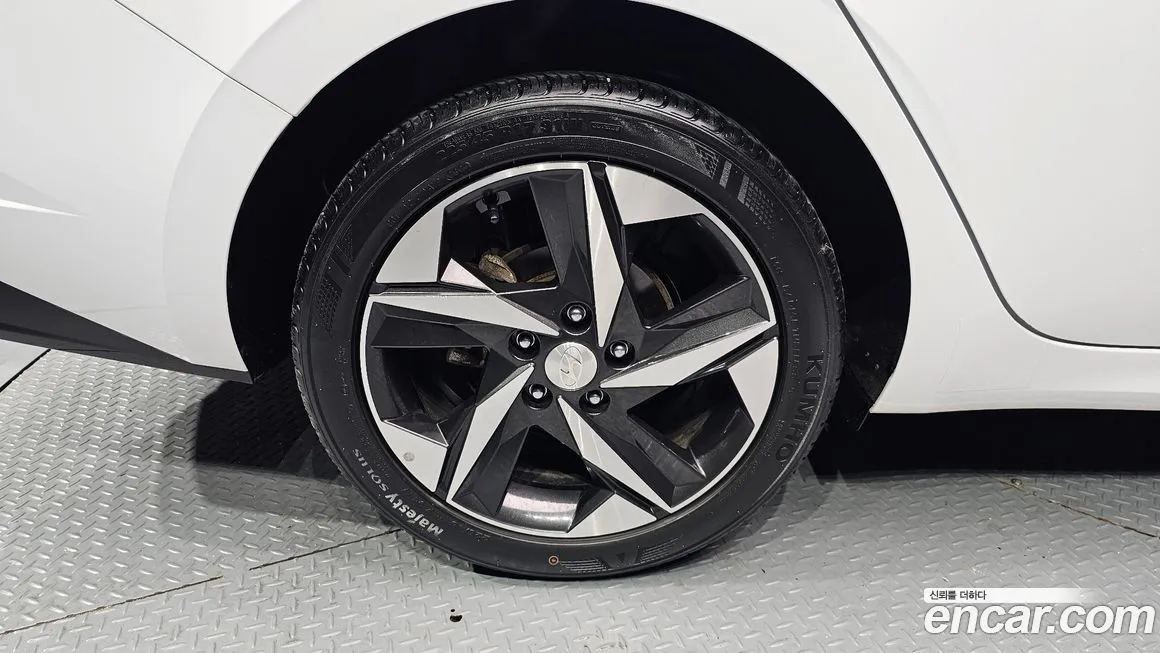 Hyundai AVANTE 2021 из KR, фото 5