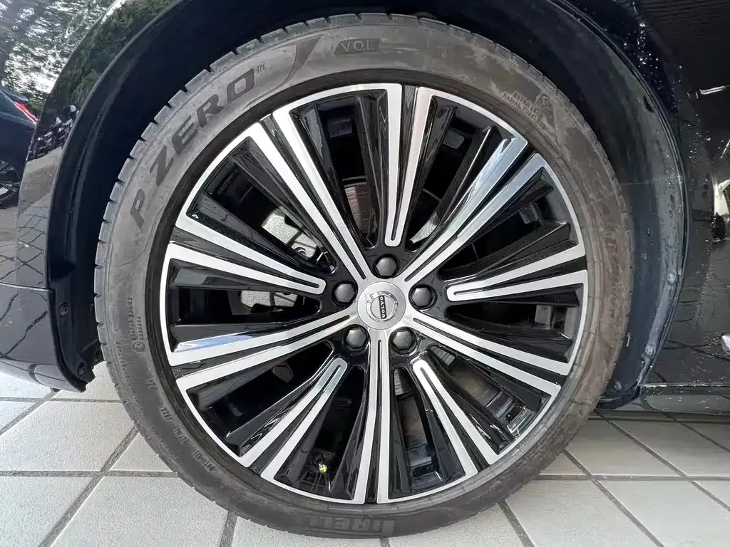 Volvo S90 — фото 10