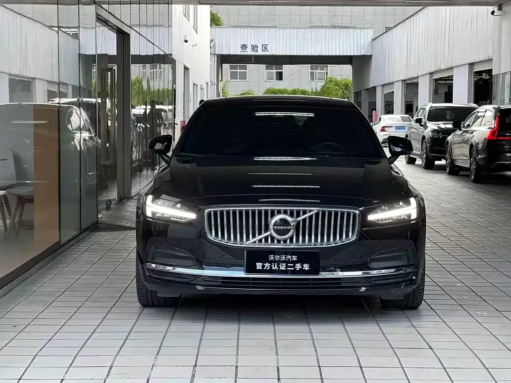 Volvo S90 — фото 2