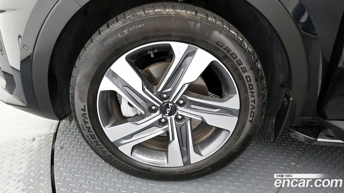 Kia Sorento — фото 5