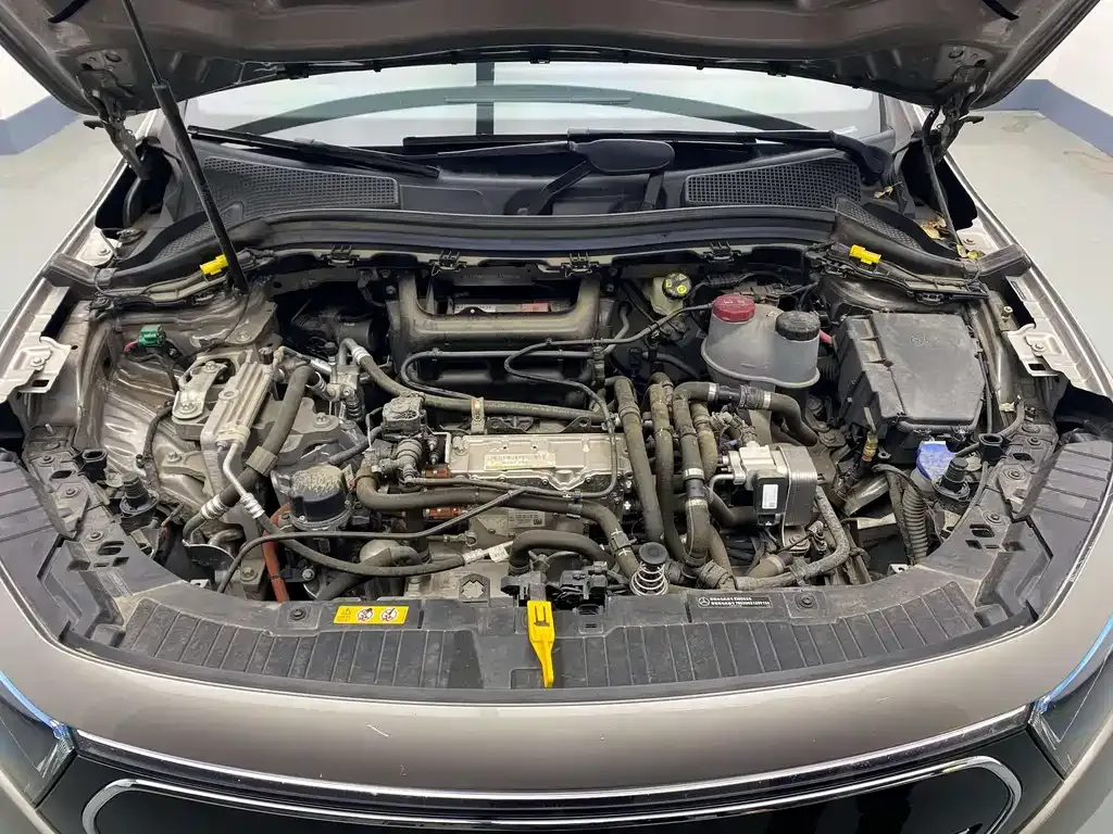 Mercedes-Benz EQA — фото 10