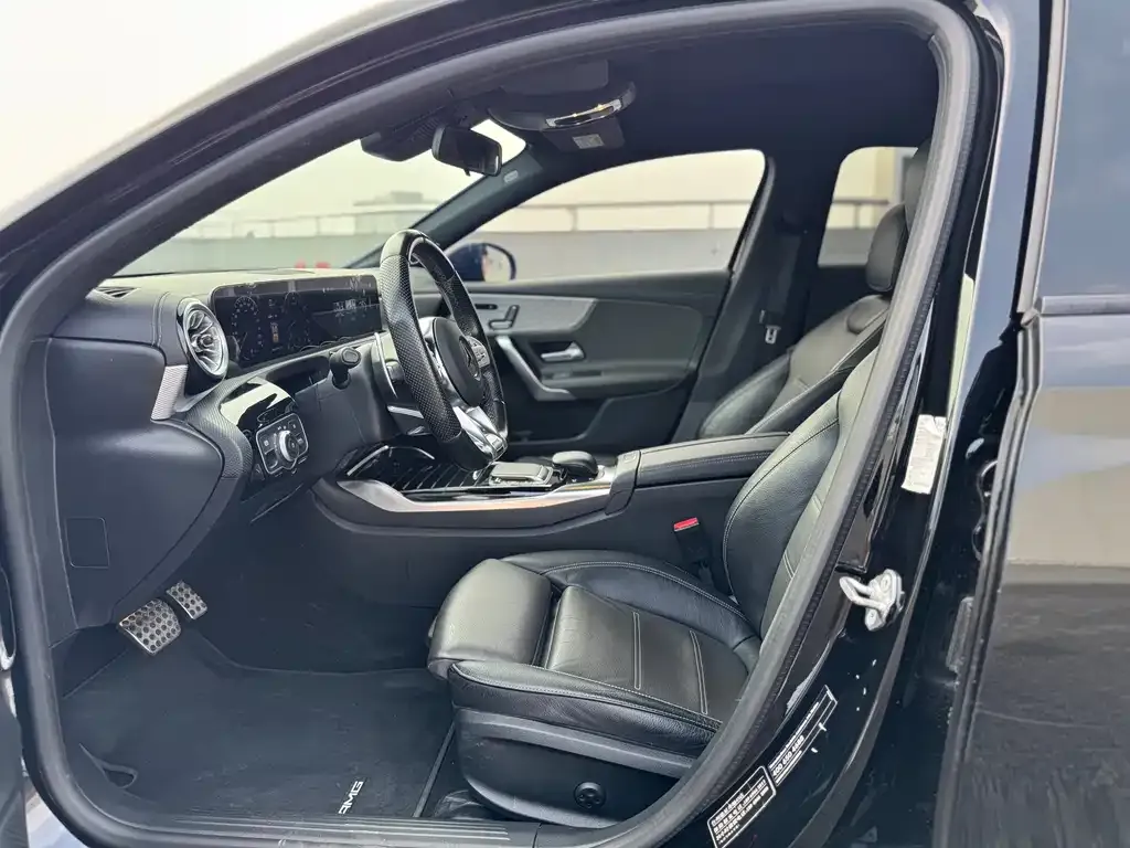 Mercedes-Benz A-Class AMG — фото 10