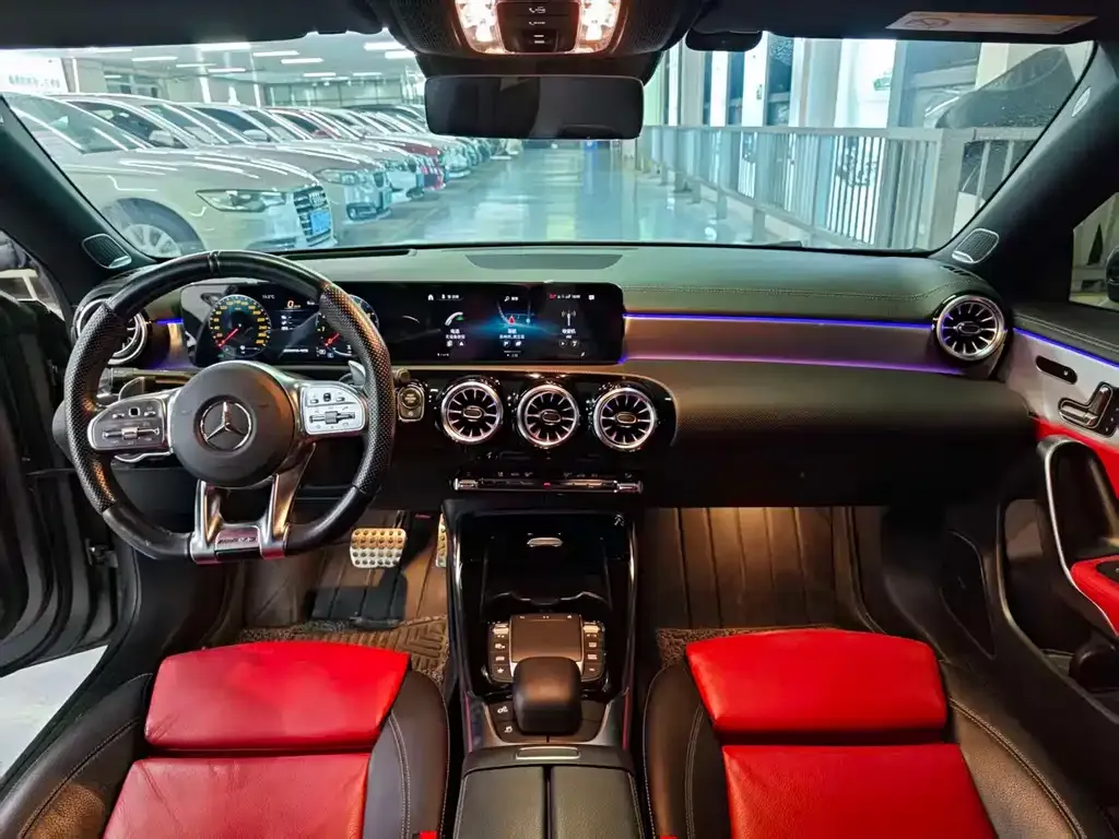 Mercedes-Benz CLA AMG — фото 6