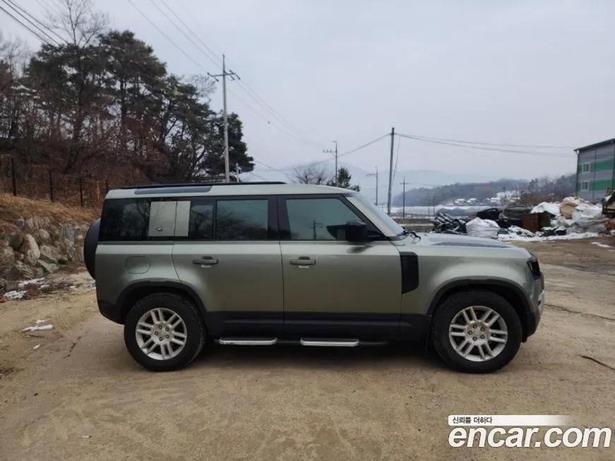 Land Rover Defender 2022 из KR, фото 2