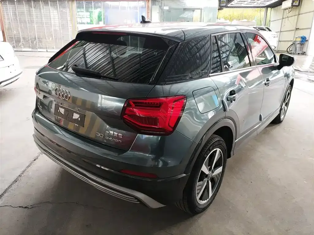 Audi Q2L e-tron 2021 из CN, фото 7