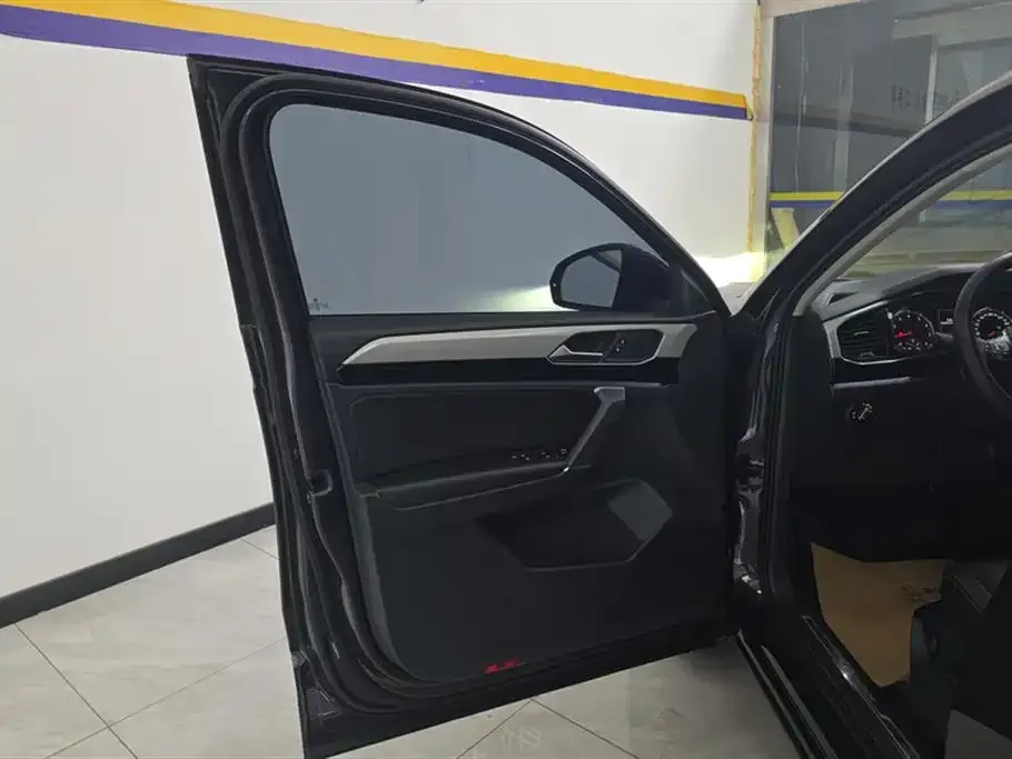 Volkswagen Tayron 2021 из CN, фото 7
