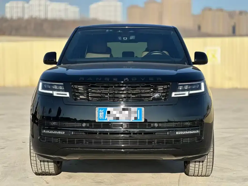 Land Rover Range Rover 2023 из CN, фото 2