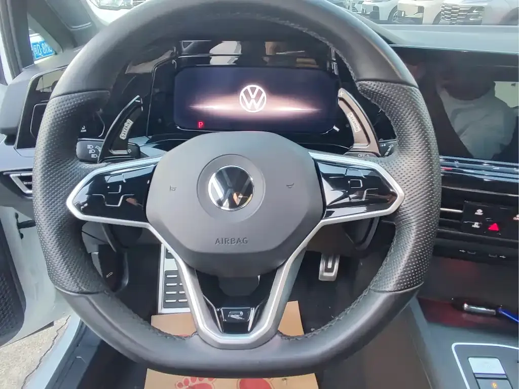 Volkswagen Golf 2022 из CN, фото 10