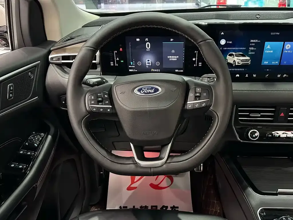 Ford Edge — фото 6