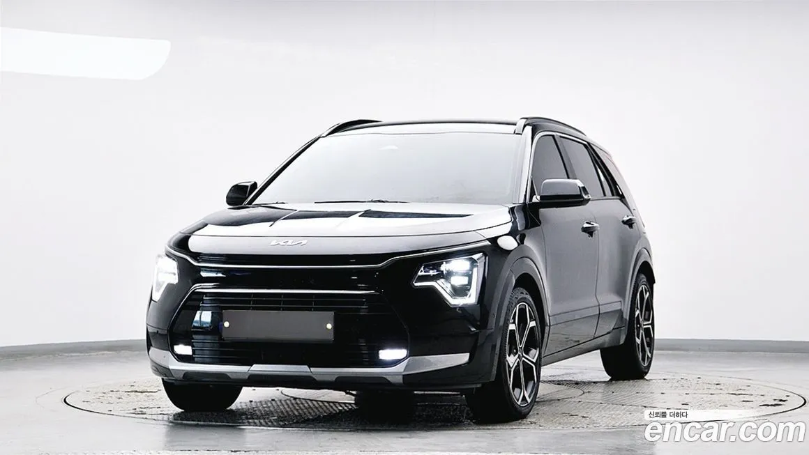 Kia Niro — фото 1