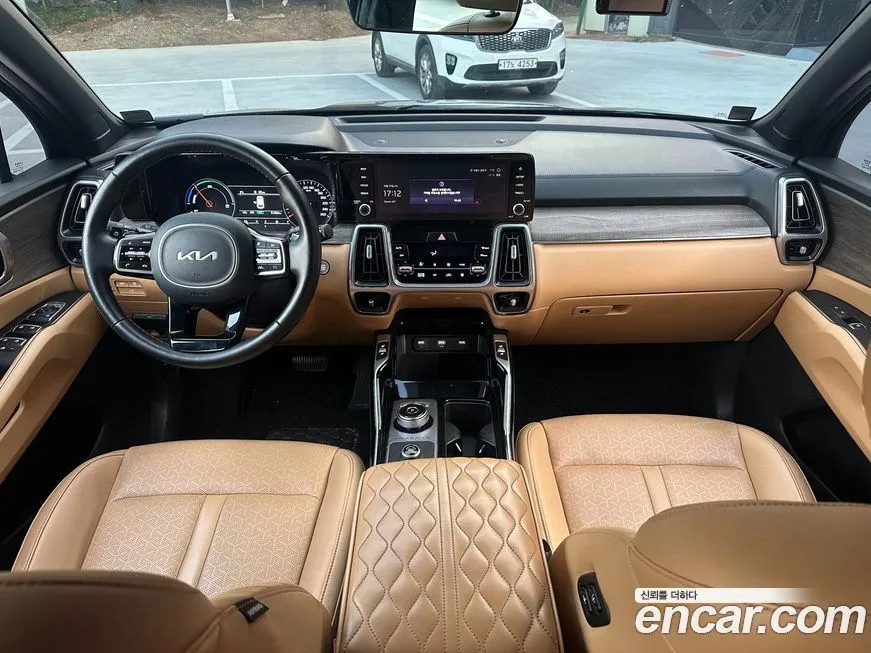 Kia Sorento — фото 7