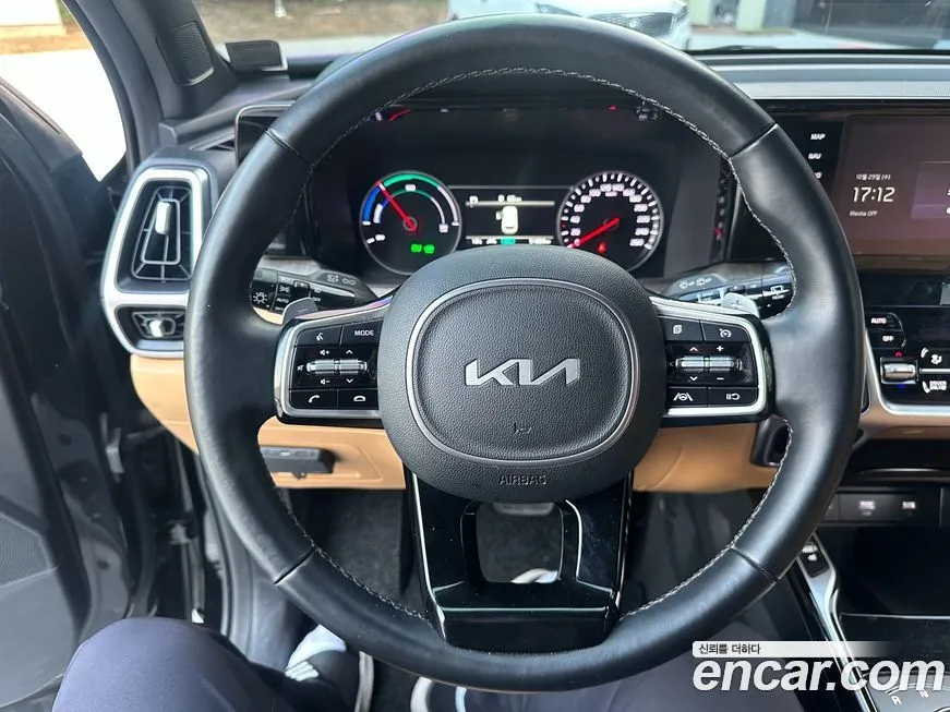 Kia Sorento — фото 8