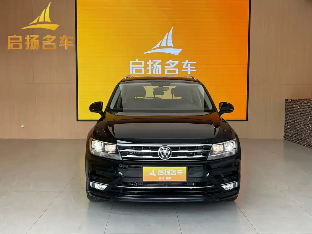 Volkswagen Tiguan L 2021 из CN, фото 2