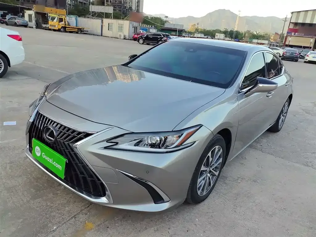 Lexus ES 2024 из CN, фото 1