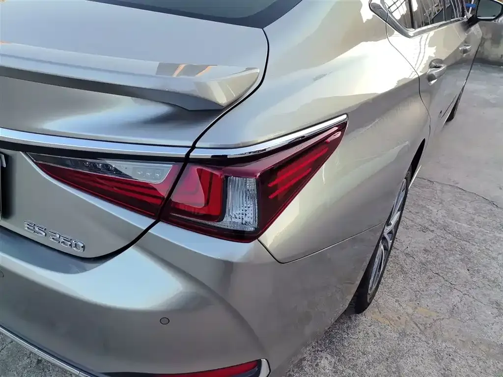 Lexus ES 2024 из CN, фото 8