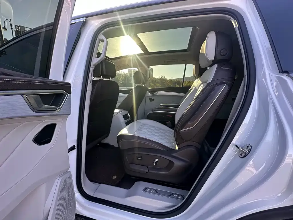 Volkswagen Talagon 2022 из CN, фото 5