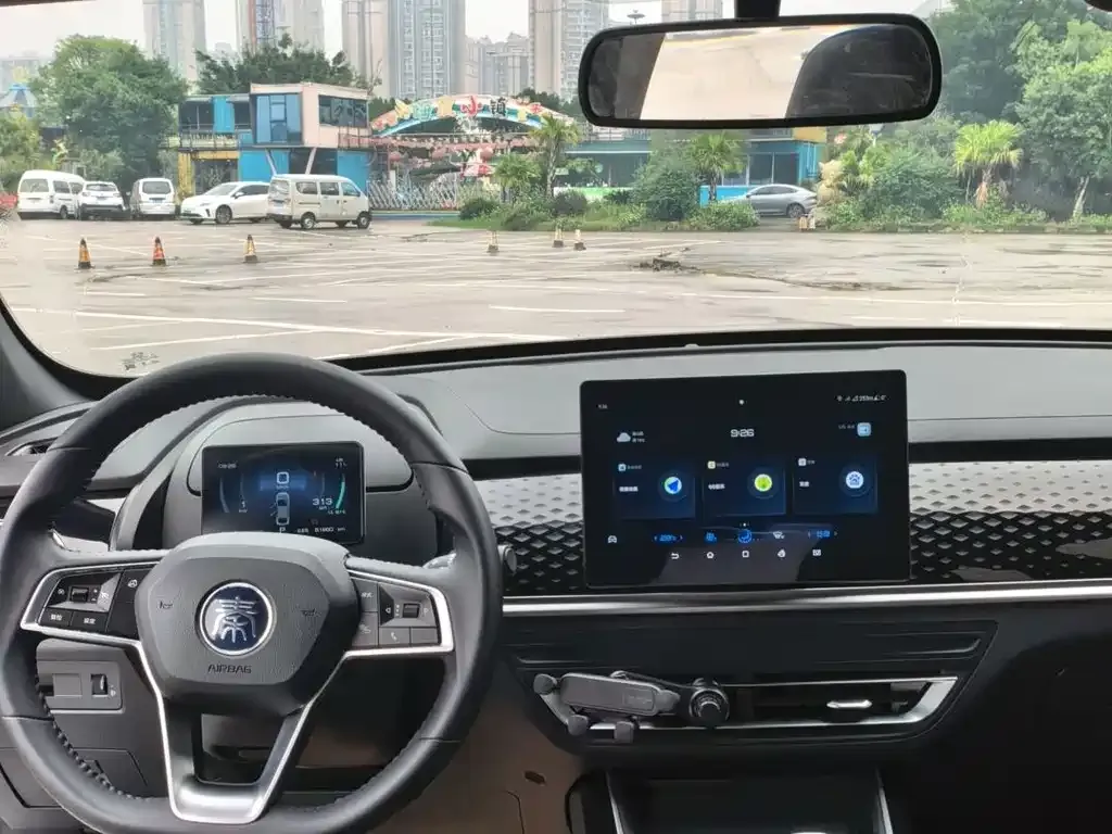 BYD Qin PLUS — фото 10