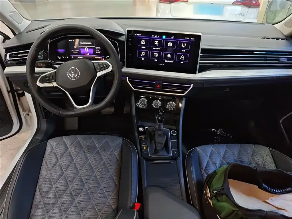 Volkswagen Sagitar 2023 из CN, фото 10
