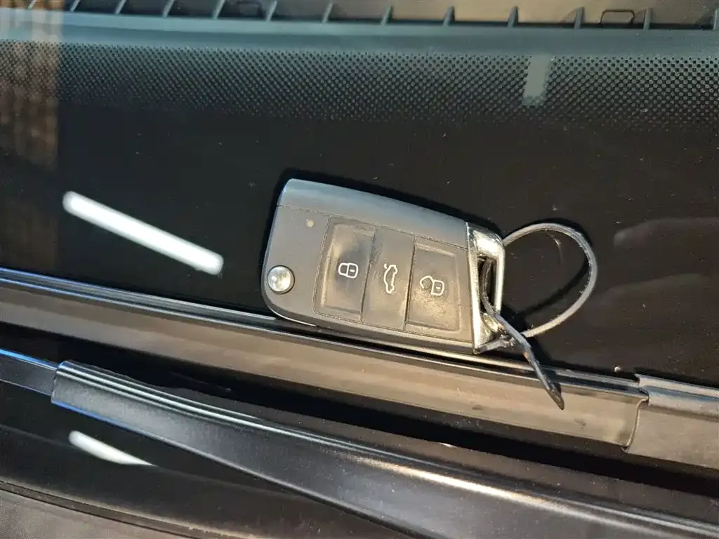 Volkswagen Sagitar 2023 из CN, фото 9