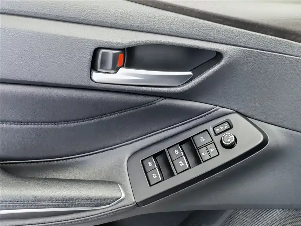 Toyota Avalon 2023 из CN, фото 9