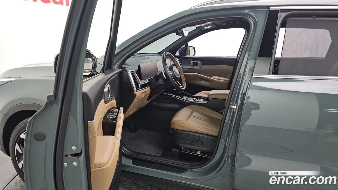 Kia Sorento — фото 10