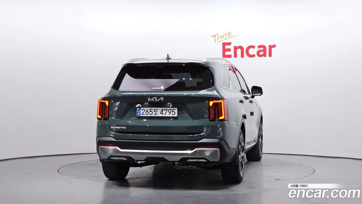 Kia Sorento — фото 4
