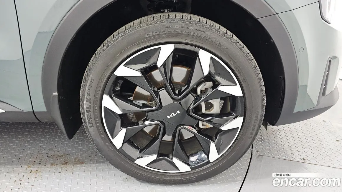 Kia Sorento — фото 5