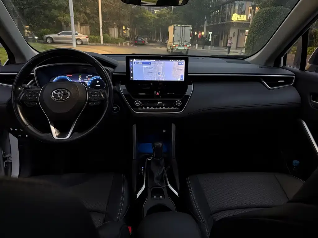 Toyota Frontlander 2023 из CN, фото 9