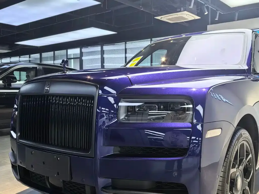 Rolls-Royce Cullinan 2025 из CN, фото 7