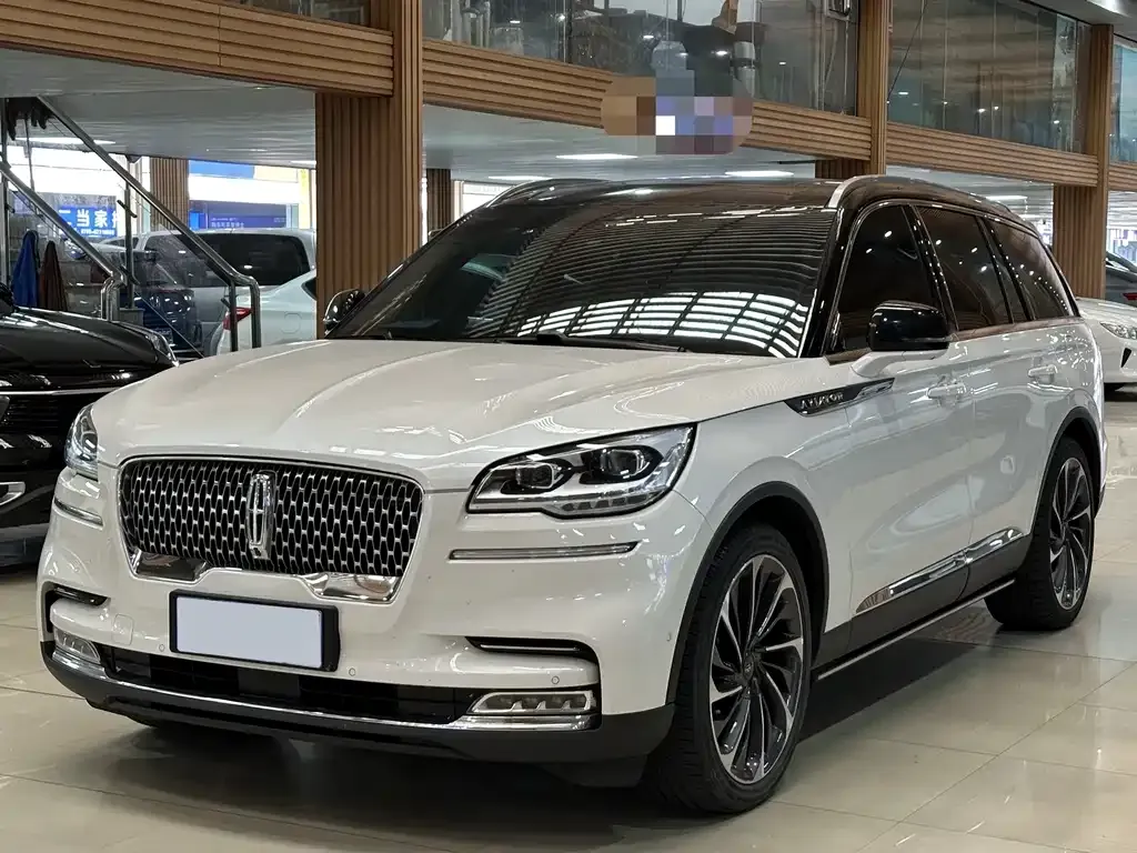 Lincoln Aviator 2022 из CN, фото 1