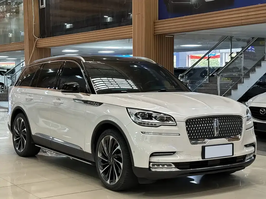 Lincoln Aviator 2022 из CN, фото 3