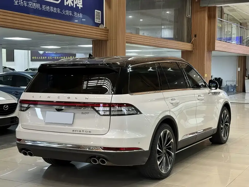 Lincoln Aviator 2022 из CN, фото 6