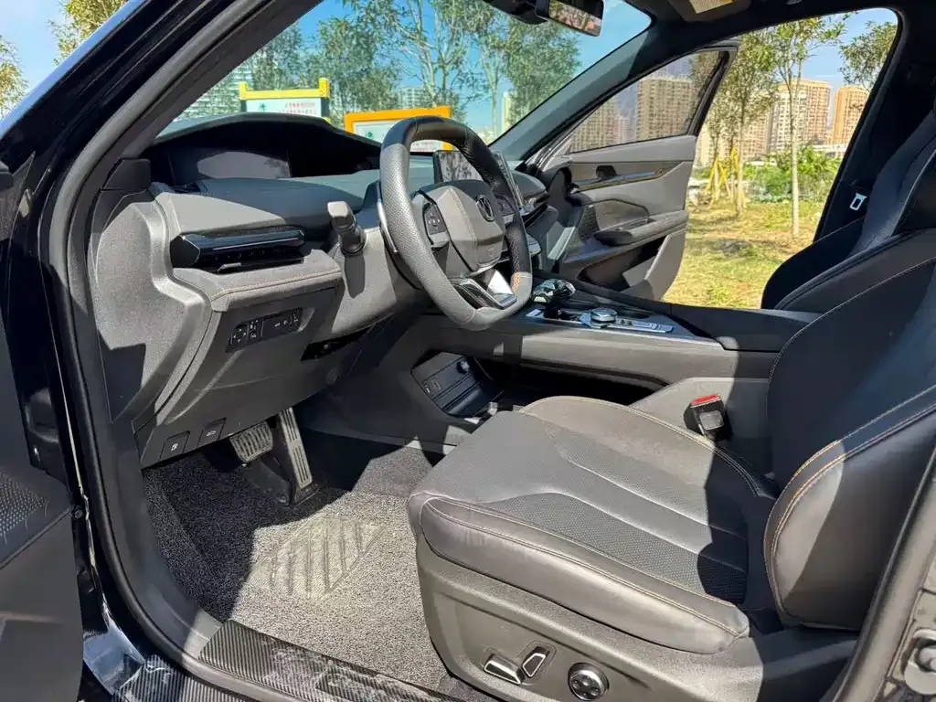 Changan UNI-V 2022 из CN, фото 4