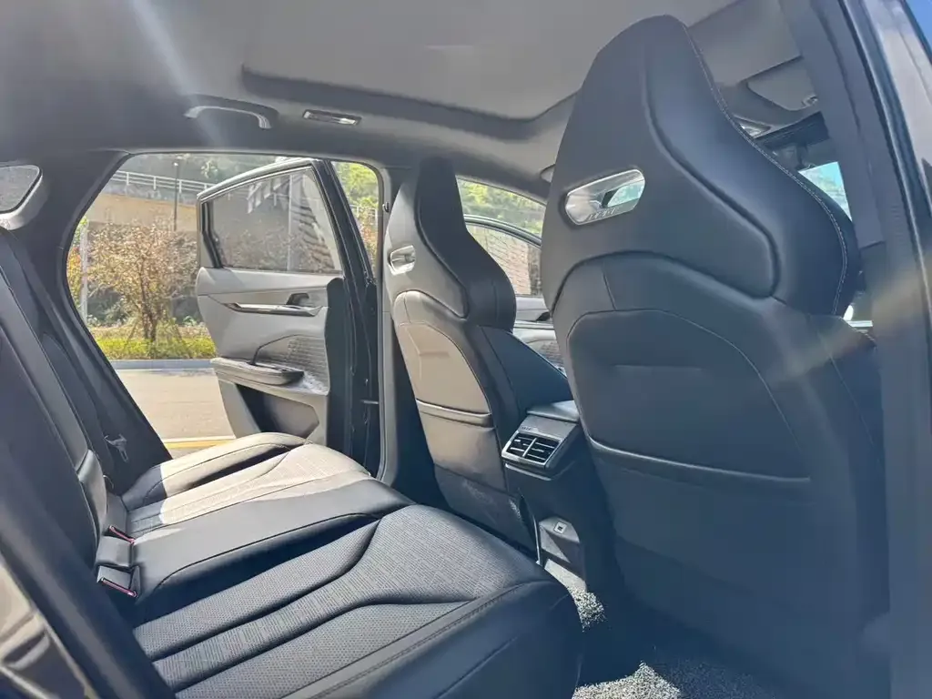 Changan UNI-V 2022 из CN, фото 7