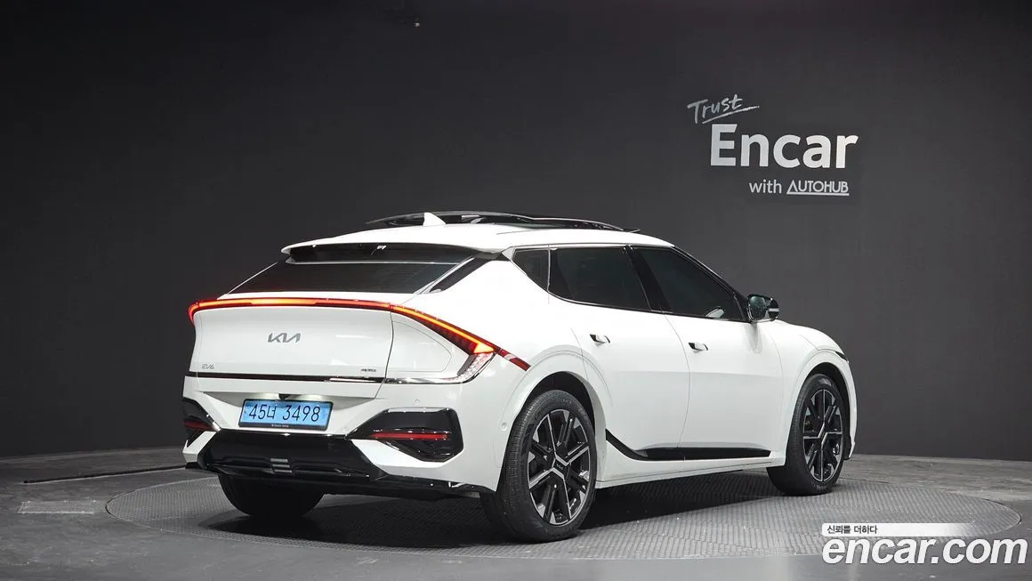Kia EV6 — фото 2