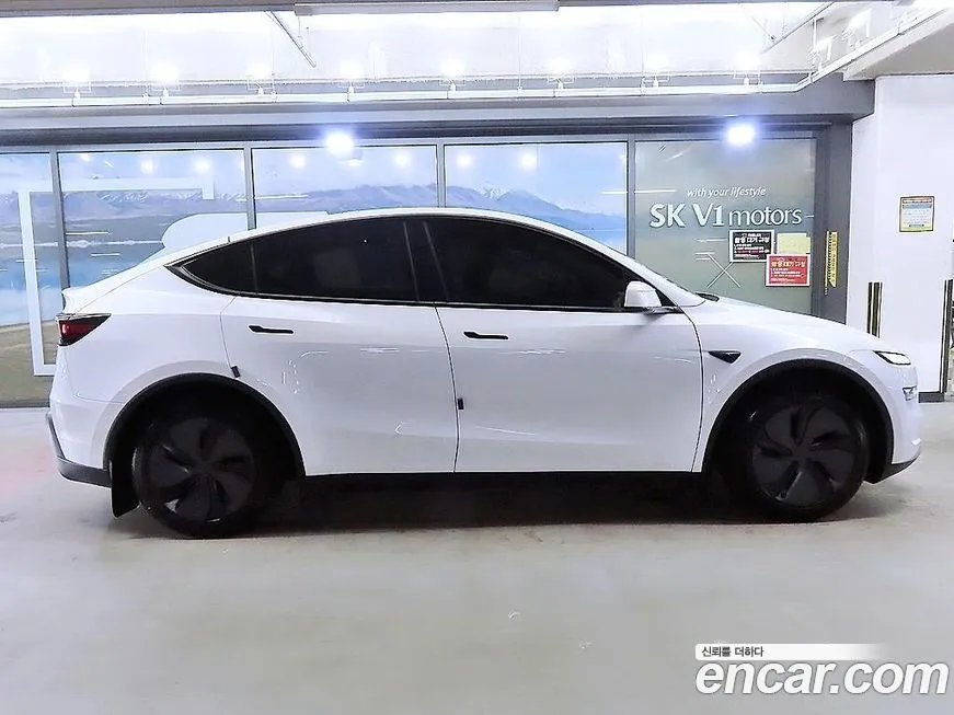 Tesla Model Y 2025 из KR, фото 3