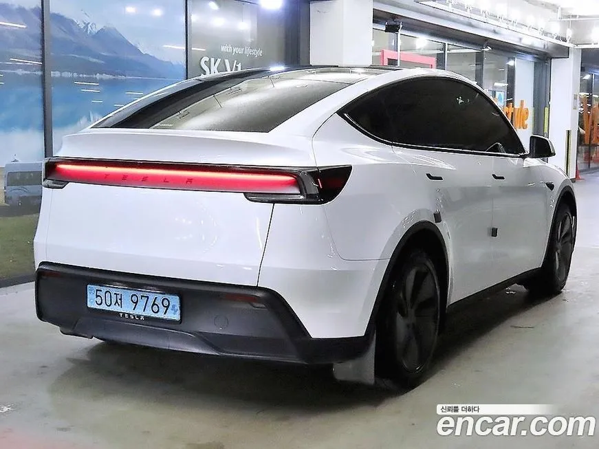 Tesla Model Y 2025 из KR, фото 4